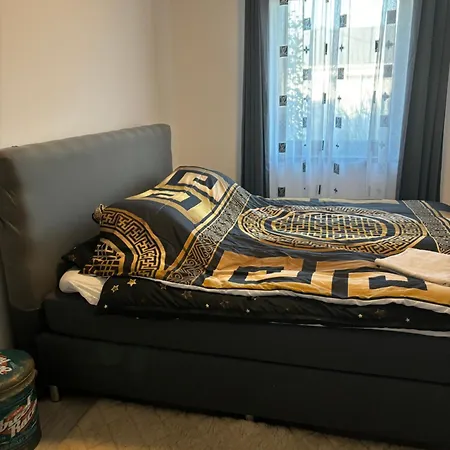 5 Izbovy Samostatny Stojaci Rodinny Dom S Podkrovim A Velkou Zahradou So Sezonnym Bazenom, Celorocnou Saunou A Virivkou, Privatny Wellness Prázdninový dům *