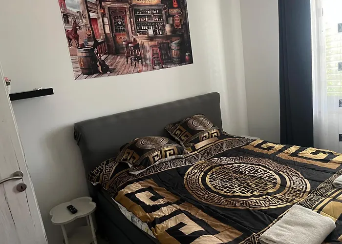 5 Izbovy Samostatny Stojaci Rodinny Dom S Podkrovim A Velkou Zahradou So Sezonnym Bazenom, Celorocnou Saunou A Virivkou, Privatny Wellness Holiday home Topolniky