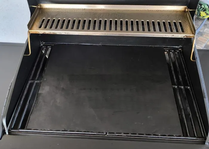 5 Izbovy Samostatny Stojaci Rodinny Dom S Podkrovim A Velkou Zahradou So Sezonnym Bazenom, Celorocnou Saunou A Virivkou, Privatny Wellness Holiday home Topolniky